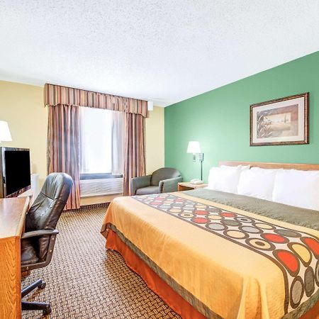 Super 8 By Wyndham Mckinney/Plano Area Buitenkant foto
